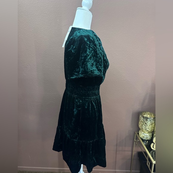 New Anthropologie The Somerset Mini Dress: Velvet Edition Green size: XS NWT - Picture 2 of 3